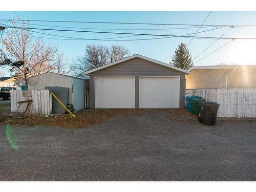 1267 9 Avenue North, Lethbridge, AB - Outdoor