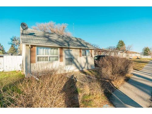 1267 9 Avenue North, Lethbridge, AB - Outdoor