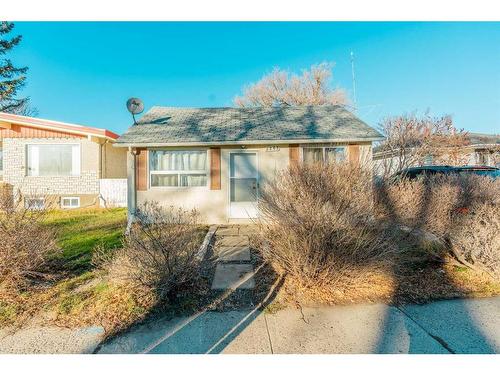 1267 9 Avenue North, Lethbridge, AB - Outdoor