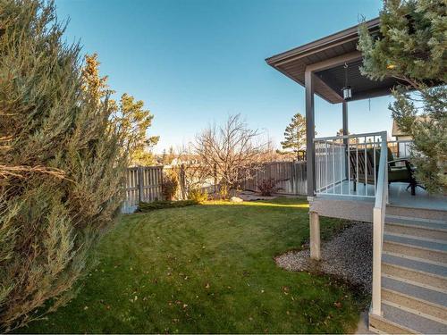 131 Squamish Court West, Lethbridge, AB - Outdoor