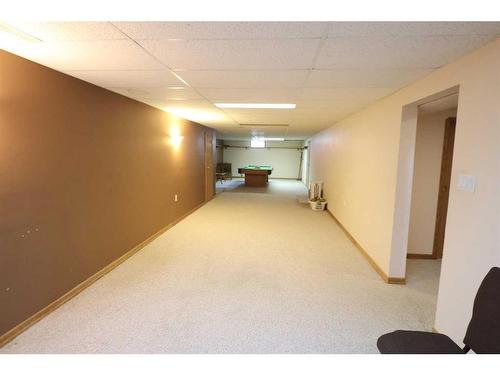 4813 50 Avenue, Taber, AB - Indoor Photo Showing Other Room