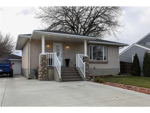 4808 51 Avenue, Taber, AB - Outdoor With Facade