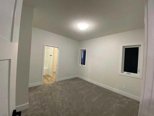 126 Prairie Gold Street, Taber, AB - Indoor Photo Showing Other Room