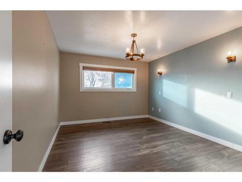 120 16 Street, Fort Macleod, AB - Indoor Photo Showing Other Room