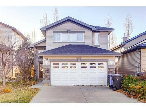 90 Coalbanks Gate West, Lethbridge, AB - Outdoor