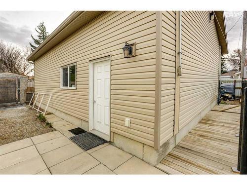 1208 41 Avenue North, Lethbridge, AB - Outdoor With Exterior