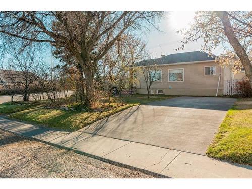 470 22 Street, Fort Macleod, AB - Outdoor