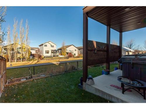 75 Jessie Robinson Close North, Lethbridge, AB - Outdoor