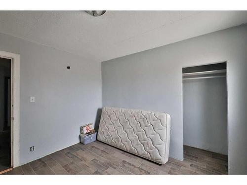 173038 Twp Rd 5-4, Rural Warner No. 5, County Of, AB - Indoor Photo Showing Other Room