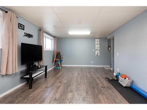 1136 St. David North, Lethbridge, AB - Indoor