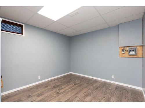 1136 St. David North, Lethbridge, AB - Indoor Photo Showing Other Room