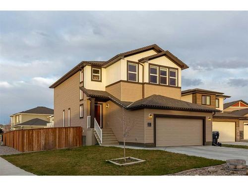 601 Bluebell Bay West, Lethbridge, AB - Outdoor