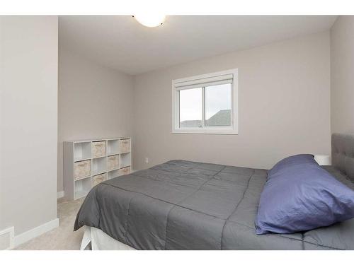 601 Bluebell Bay West, Lethbridge, AB - Indoor Photo Showing Bedroom