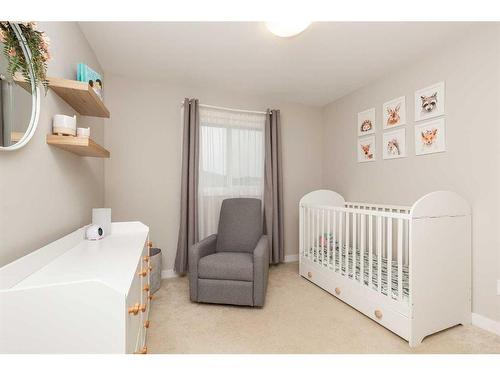 601 Bluebell Bay West, Lethbridge, AB - Indoor Photo Showing Bedroom