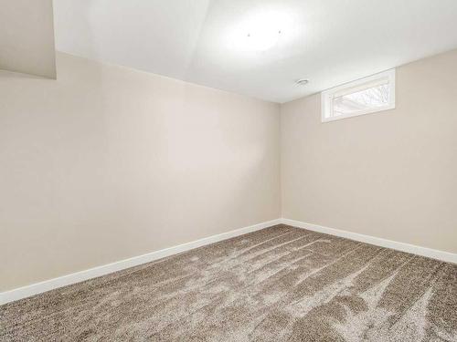 2618 23 Avenue South, Lethbridge, AB - Indoor Photo Showing Other Room