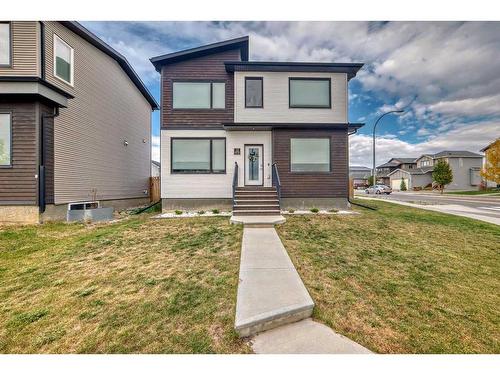 23 Country Meadows Boulevard West, Lethbridge, AB - Outdoor With Facade