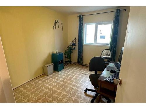 120 6 Avenue Ne, Milk River, AB - Indoor