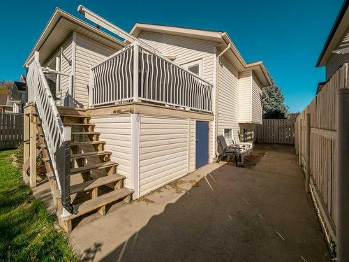 355 Fairmont Boulevard South, Lethbridge, AB - Outdoor