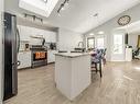 355 Fairmont Boulevard South, Lethbridge, AB  - Indoor Photo Showing Kitchen With Upgraded Kitchen 