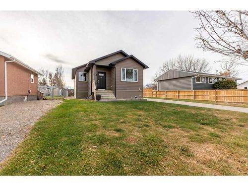 5114 42 Avenue, Taber, AB - Outdoor