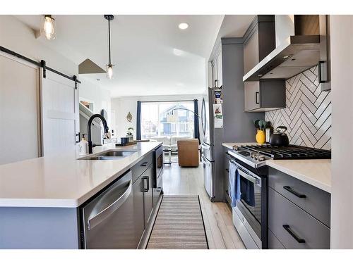 4311 Fairmont Gate South, Lethbridge, AB - Indoor Photo Showing Kitchen With Double Sink With Upgraded Kitchen