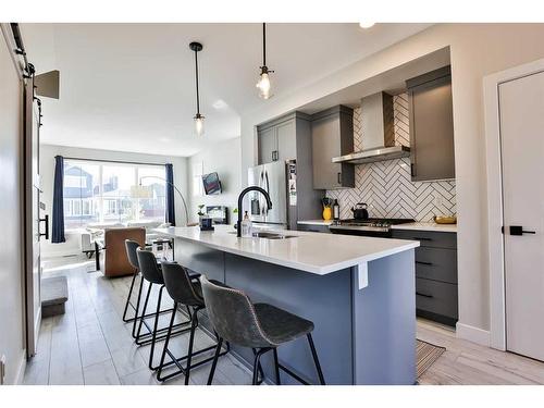 4311 Fairmont Gate South, Lethbridge, AB - Indoor Photo Showing Kitchen With Upgraded Kitchen