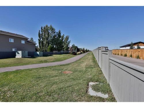 4311 Fairmont Gate South, Lethbridge, AB - Outdoor