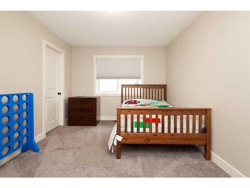 2413 Aspen Drive, Coaldale, AB - Indoor Photo Showing Bedroom