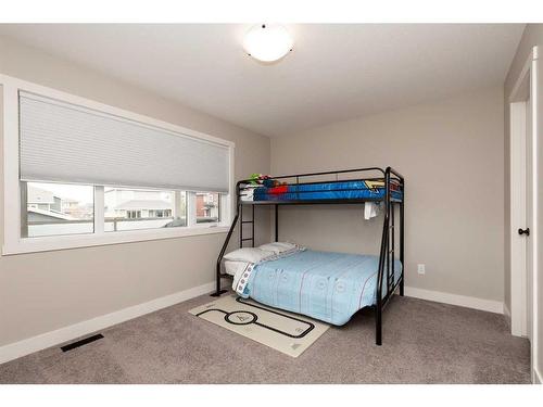 2413 Aspen Drive, Coaldale, AB - Indoor Photo Showing Bedroom