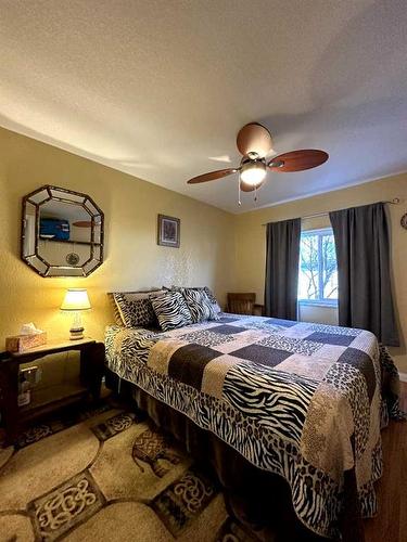 1130 232 Street, Hillcrest, AB - Indoor Photo Showing Bedroom