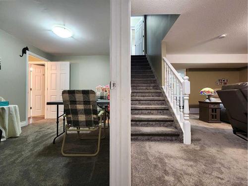 609 46 Avenue West, Claresholm, AB - Indoor Photo Showing Other Room