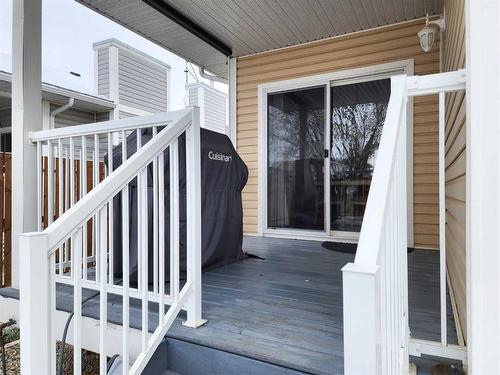 609 46 Avenue West, Claresholm, AB - Outdoor With Deck Patio Veranda With Exterior