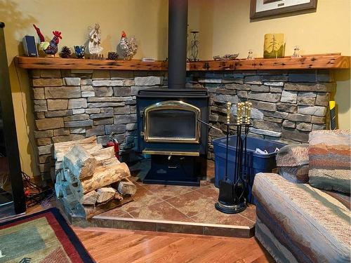 78 Barnaby View, Rural Pincher Creek No. 9, M.D. Of, AB - Indoor With Fireplace