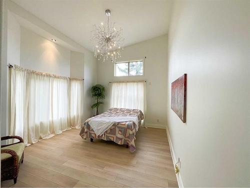 4330 4 Avenue South, Lethbridge, AB - Indoor Photo Showing Bedroom