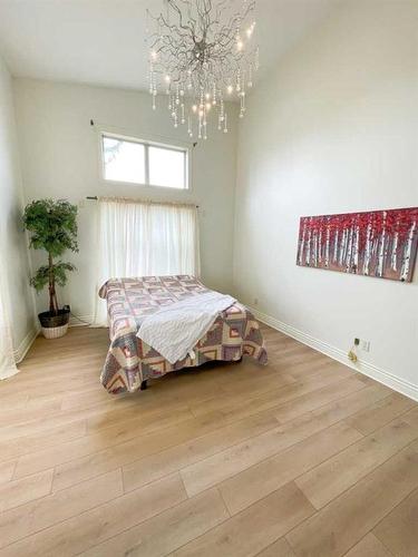 4330 4 Avenue South, Lethbridge, AB - Indoor Photo Showing Bedroom