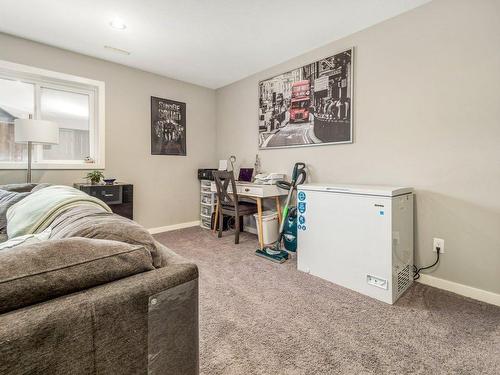 348 Crocus Terrace West, Lethbridge, AB - Indoor