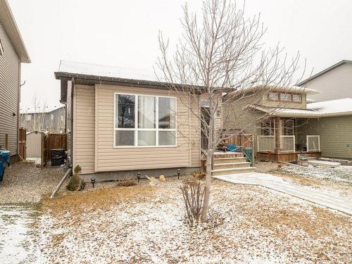 348 Crocus Terrace West, Lethbridge, AB - Outdoor