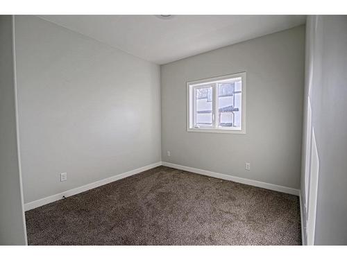 375 Skeena Crescent West, Lethbridge, AB - Indoor Photo Showing Other Room