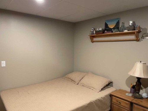 122061A 501 Highway East, Milk River, AB - Indoor