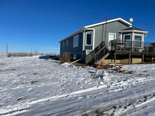 122061A 501 Highway East, Milk River, AB - Outdoor