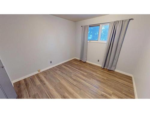 1929 22 Avenue South, Lethbridge, AB - Indoor Photo Showing Other Room