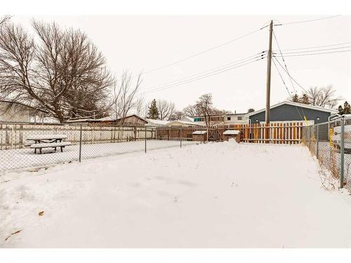 1626 & 1628 3 Avenue North, Lethbridge, AB - Outdoor