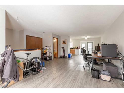 1626 & 1628 3 Avenue North, Lethbridge, AB - Indoor