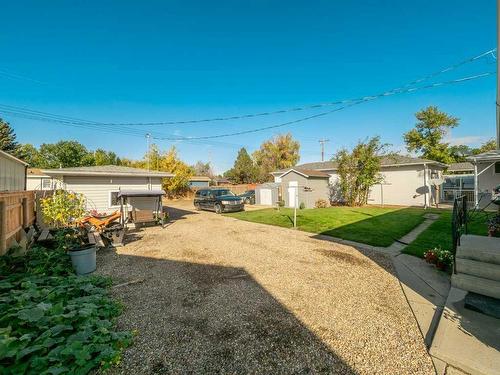 107 9 Street North, Vauxhall, AB - Outdoor