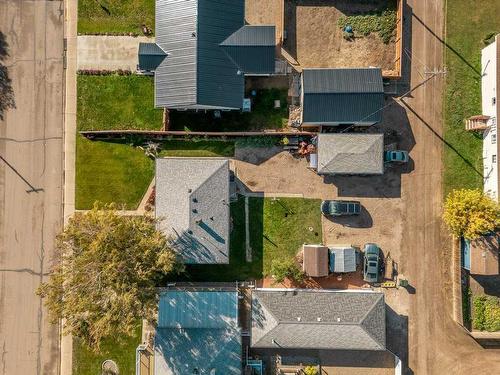 107 9 Street North, Vauxhall, AB - Outdoor