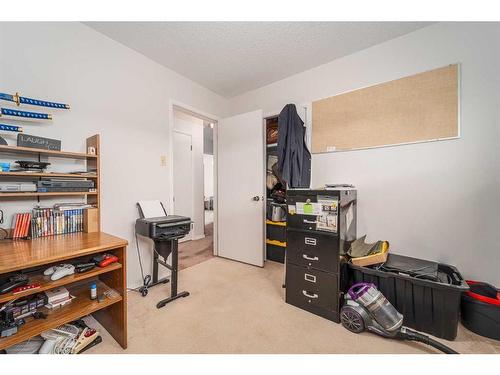 1910 20 Street North, Lethbridge, AB - Indoor