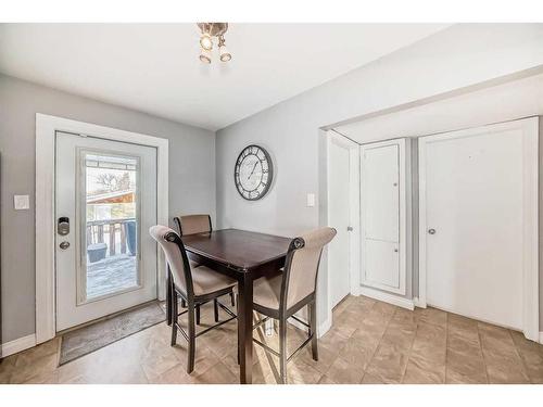 1511 1 Avenue North, Lethbridge, AB - Indoor Photo Showing Dining Room