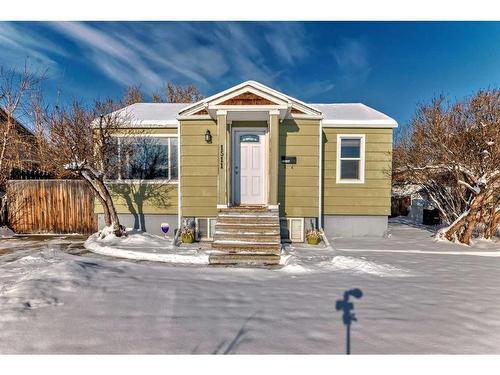 1511 1 Avenue North, Lethbridge, AB - Outdoor