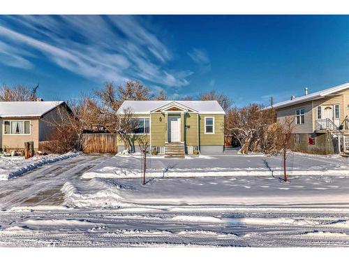 1511 1 Avenue North, Lethbridge, AB - Outdoor