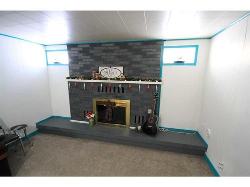 5320 43 Ave., Taber, AB - Indoor Photo Showing Other Room